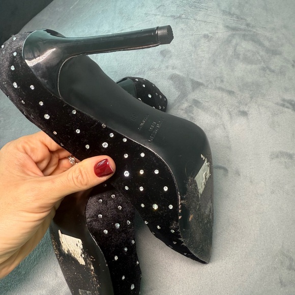 Saint Laurent Black Studded Heels - Picture 3 of 10